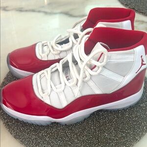 Air Jordan 11’s
Cherry Red
Men’s 11.5